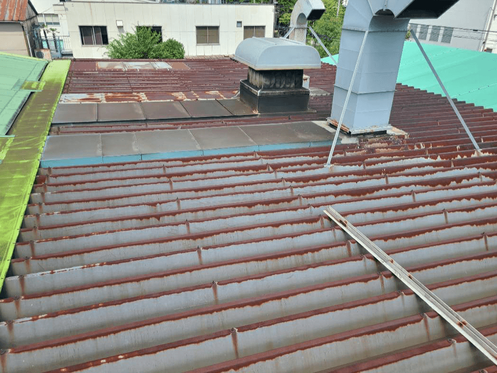 屋根塗装工事 before