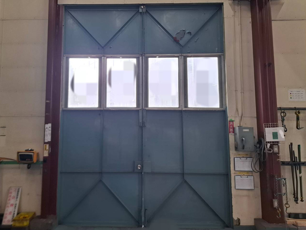 シャッター改修工事 before